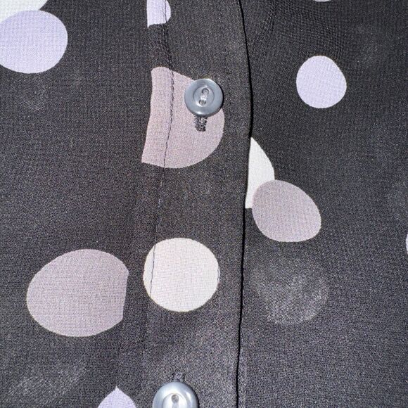 Womens NEW YORK AND COMPANY Black White Polka Dot Top S With Flattering Darts - Picture 5 of 10